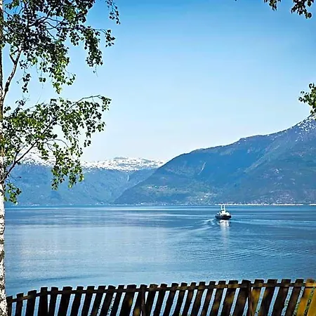 Kinsarvik *
